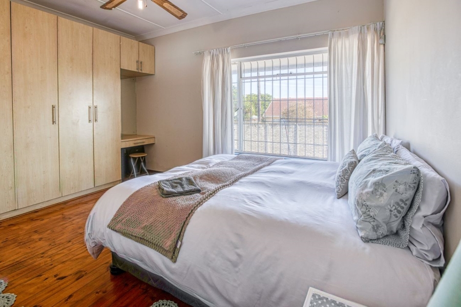 3 Bedroom Property for Sale in Sunnyridge Eastern Cape